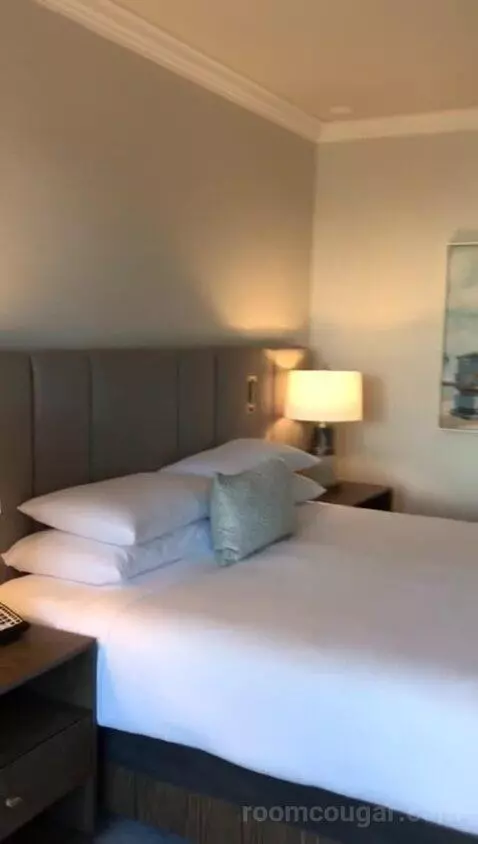 Cabana King (#136) bed picture #1