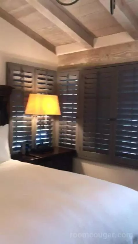 Valencia King Suite (#126) picture #16
