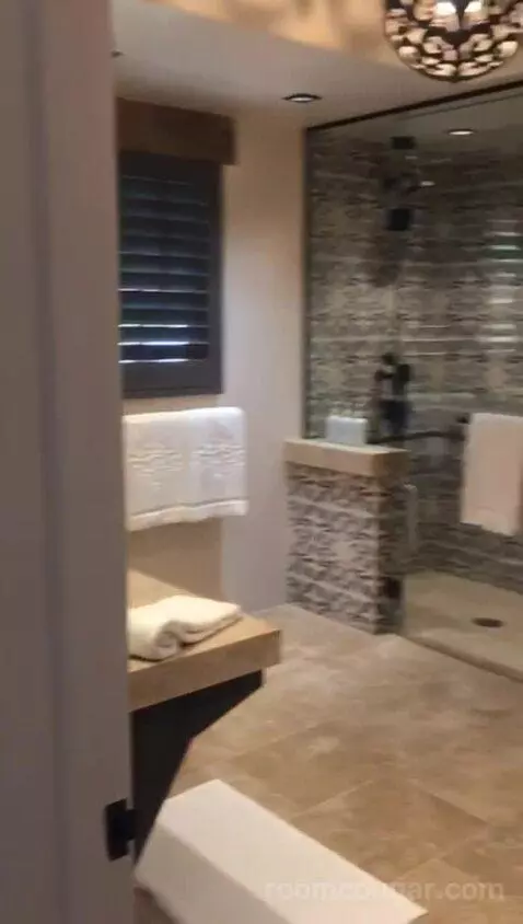 2 Queen Olive Grove Suite ADA (#110) bathroom picture #2