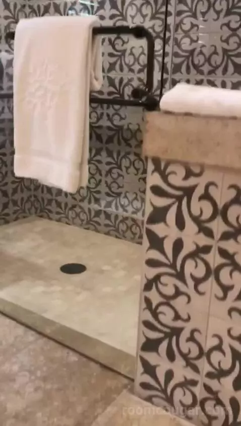 2 Queen Olive Grove Suite ADA (#110) bathroom picture #7