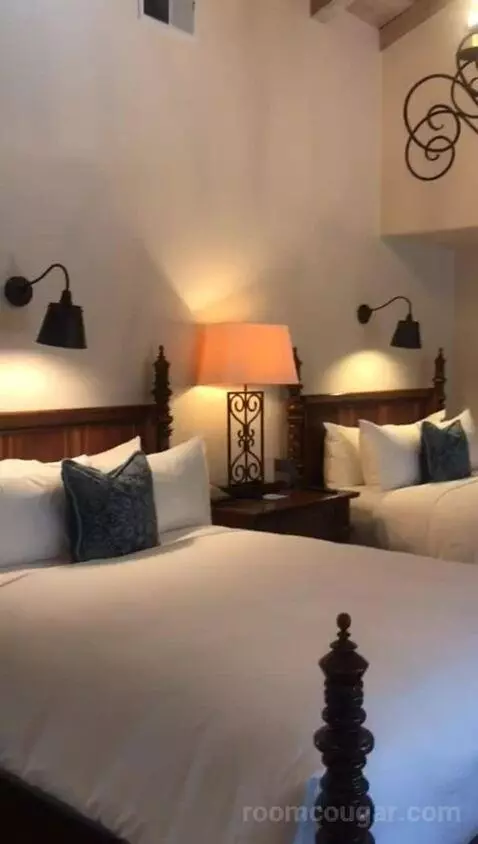 2 Queen Olive Grove Suite ADA (#110) bed picture #5