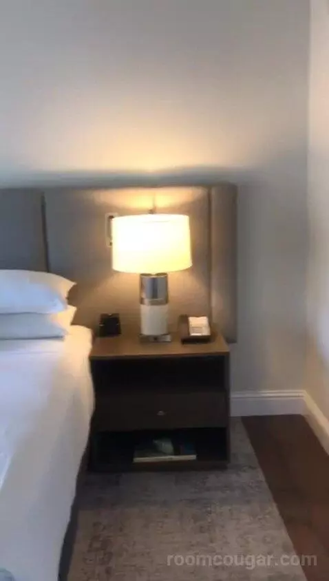 Del Mar Suite (#321) bed picture #6