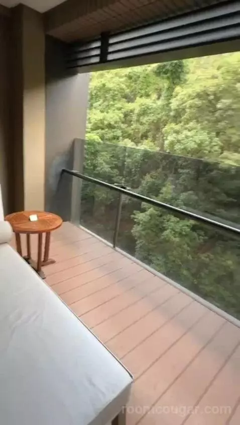 Superior Twin Room (#511) view picture #7