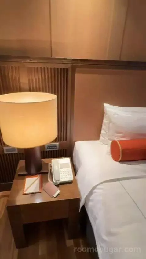 Superior Twin Room (#511) bed picture #2