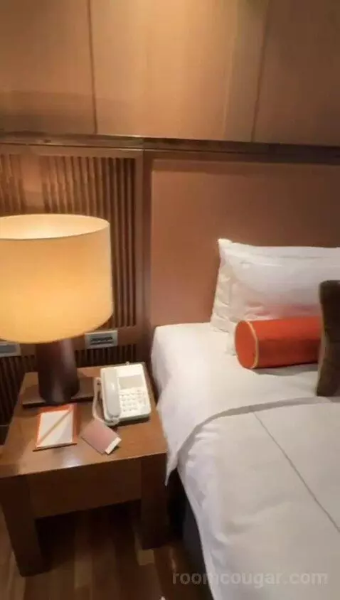 Superior Twin Room (#511) bed picture #3