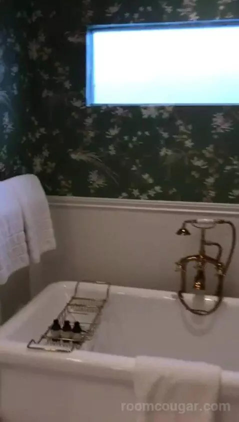Cottage (Villa 101) picture #13