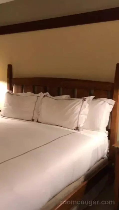 Signature King (#456) bed picture #12