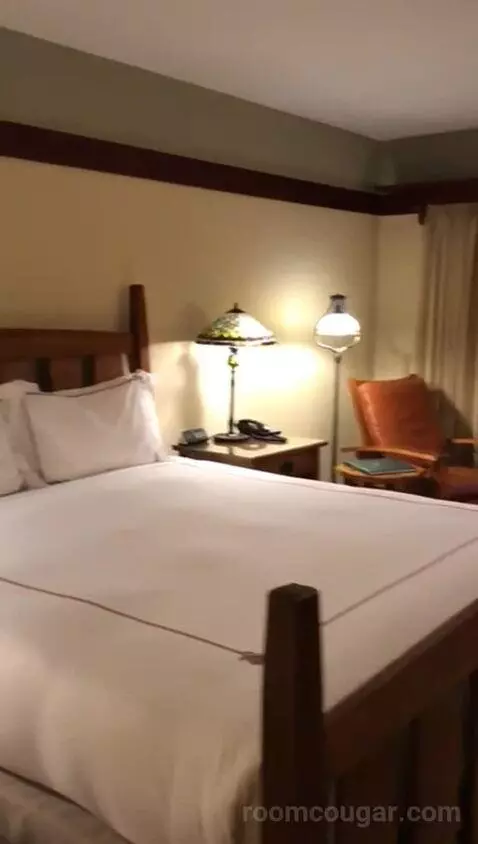 Signature King (#456) bed picture #3