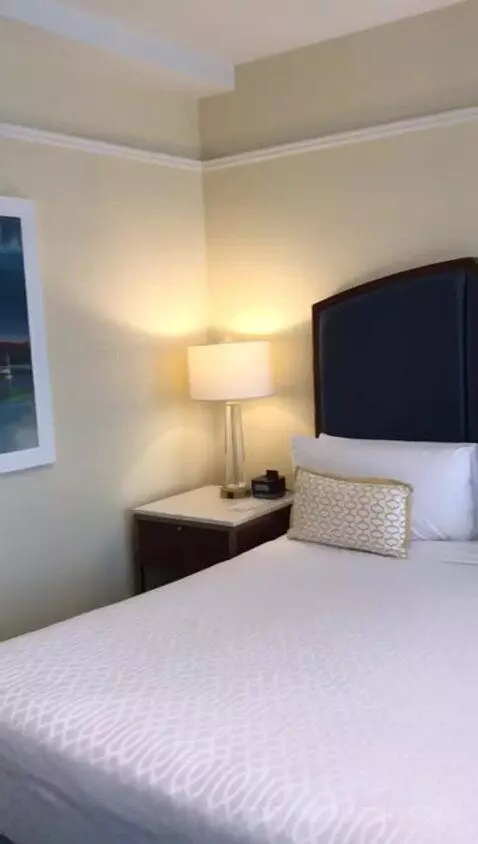 Colonial King (#311) bed picture #6