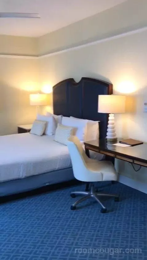 Ocean View Grande King (#414) bed picture #3