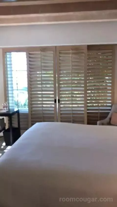 Villa King Ocean (#10) bed picture #8