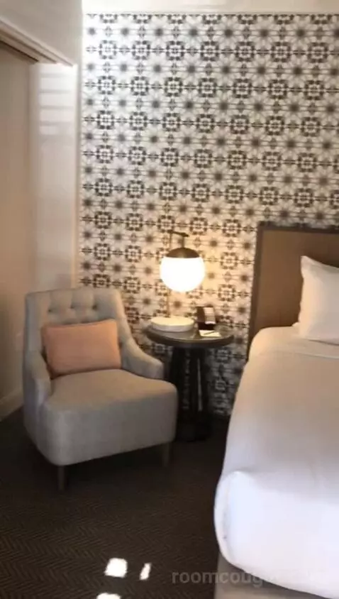 Villa King Ocean (#10) bed picture #3