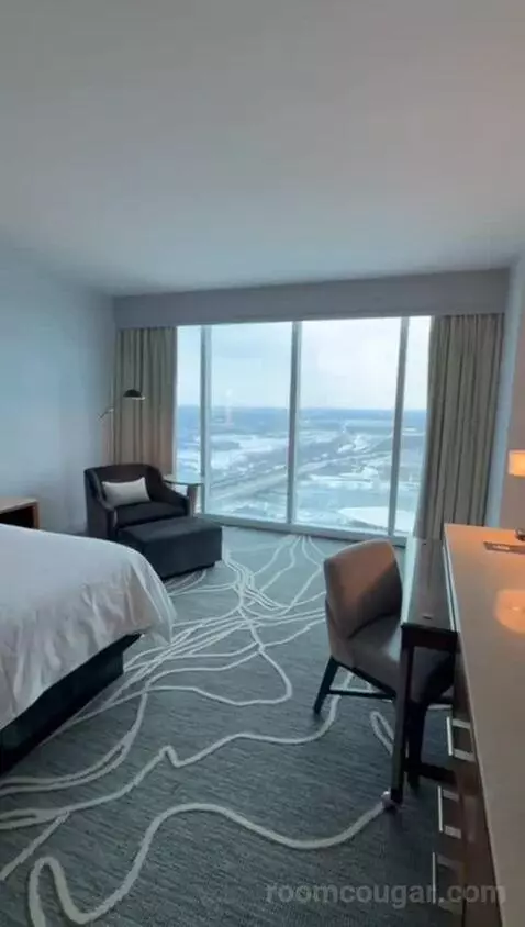 King Room with View - High Floor (#336) view picture #8