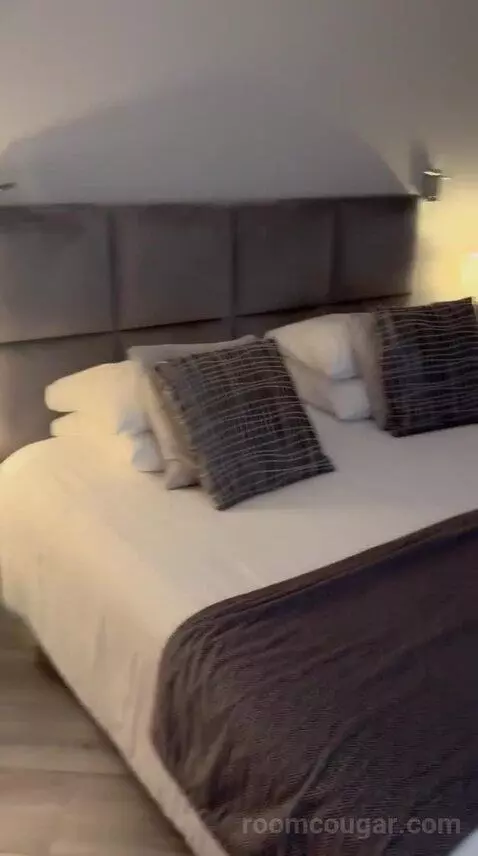 Deluxe Double Room with Balcony and Sea View bed picture #9