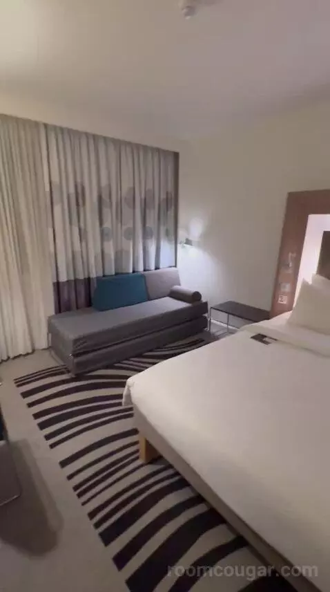 Standard Room with Queen Size Bed (#603) bed picture #10