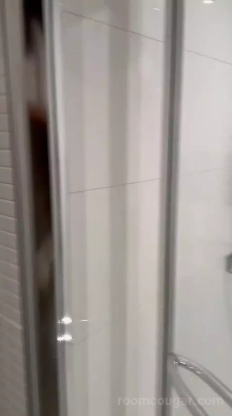 Double Room bathroom picture #5