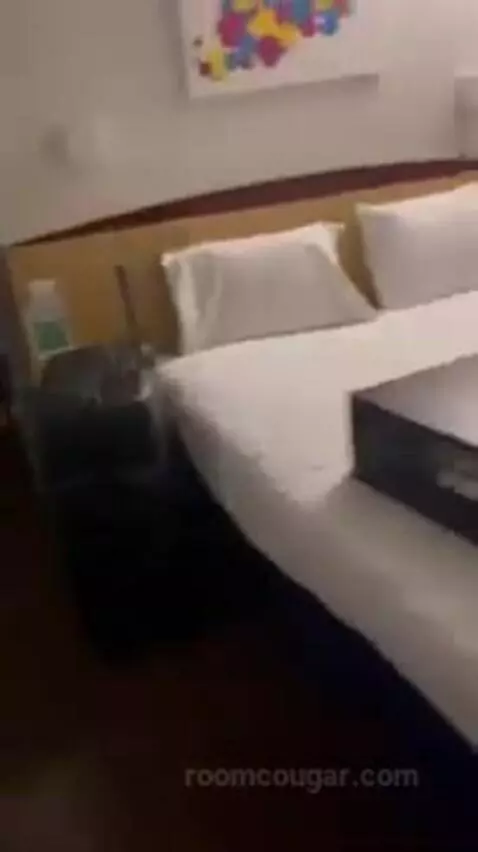 Double Room bed picture #2