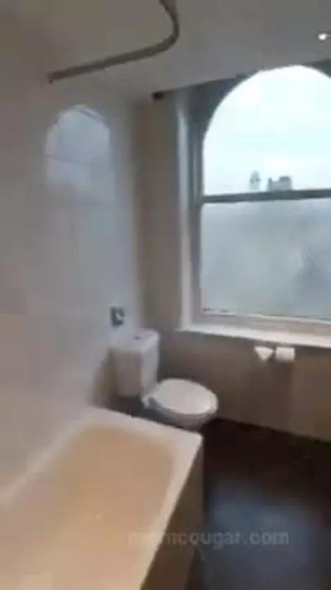 Executive Double Room bathroom picture #2