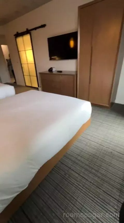 Premium Queen Room with Two Queen Beds (#528) bed picture #8