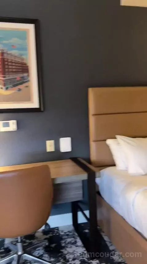 Deluxe Queen Room with Two Queen Beds (#617) bed picture #2