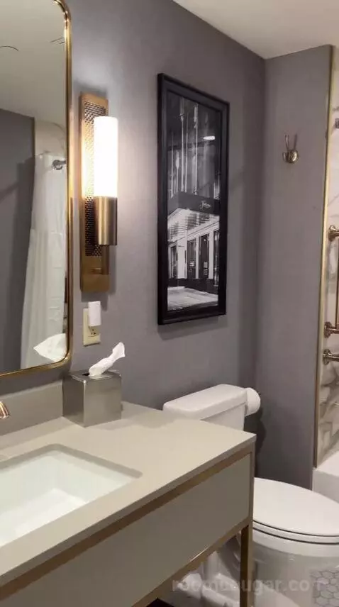 Deluxe Queen Room with Two Queen Beds (#617) bathroom picture #7