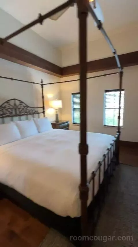 Two Story Villa (#304) bed picture #6