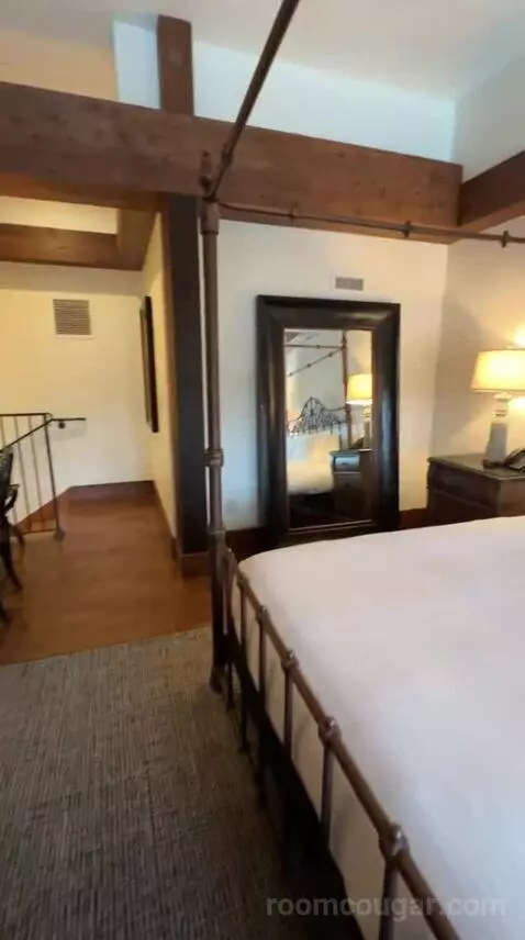 Two Story Villa (#304) bed picture #9
