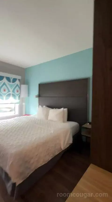 King Room (#725) bed picture #1