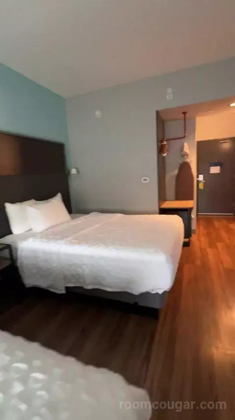 Queen Room with Two Queen Beds - Hearing Access (#505) bed picture #11