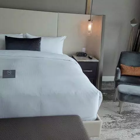 Fairmont Room with King Bed (#1345) bed picture #2