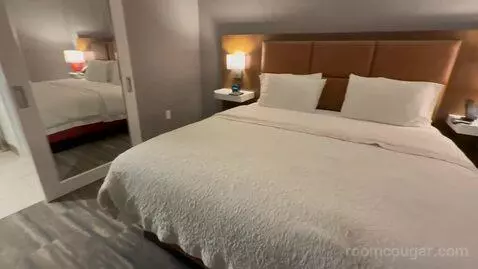 One Bedroom King Suite (#228) bed picture #8