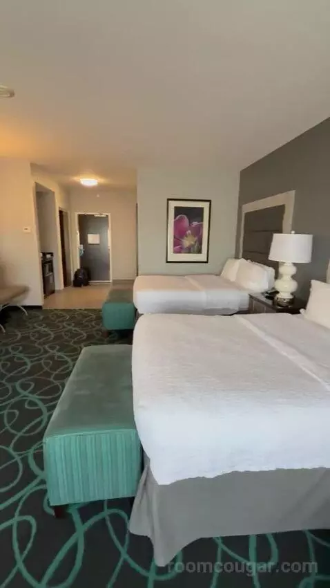 Queen Room with Two Queen Beds (4 Adults) (#428) bed picture #11