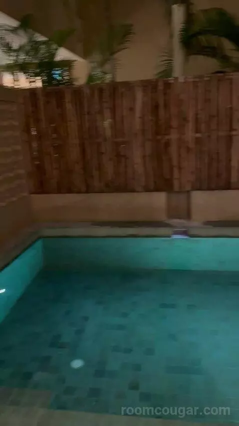 Deluxe Double or Twin Room with Pool View (B107) view picture #4