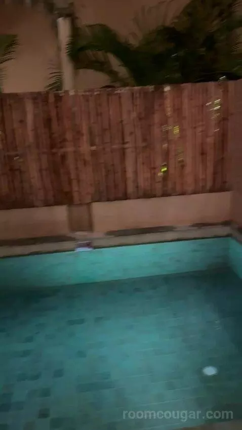 Deluxe Double or Twin Room with Pool View (B107) view picture #9