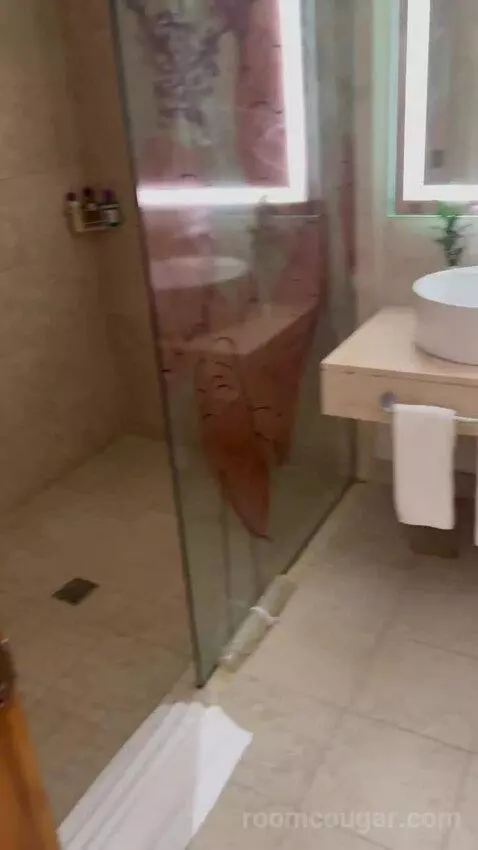 Xhale Club Master Suite Ocean Front (#4291) bathroom picture #2