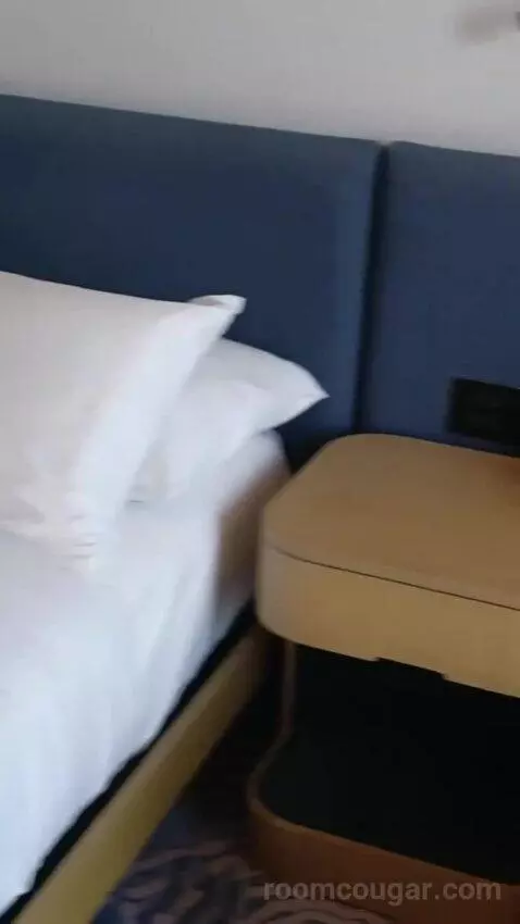 Double Room with Two Double Beds and Sea View (#6018) bed picture #11