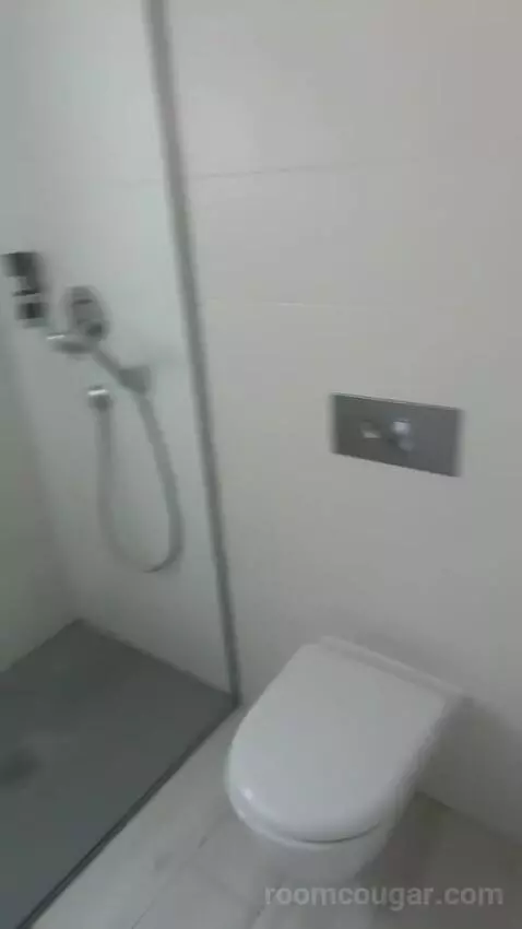 Family Suite (On the edge) bathroom picture #3