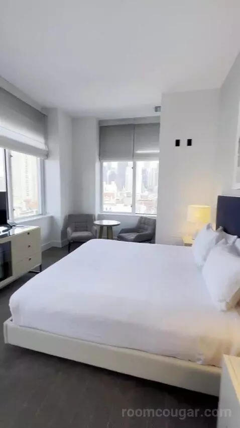 Premier King (#782) bed picture #3