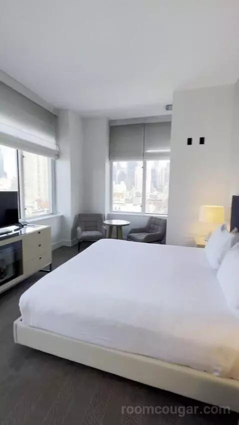 Premier King (#782) bed picture #4