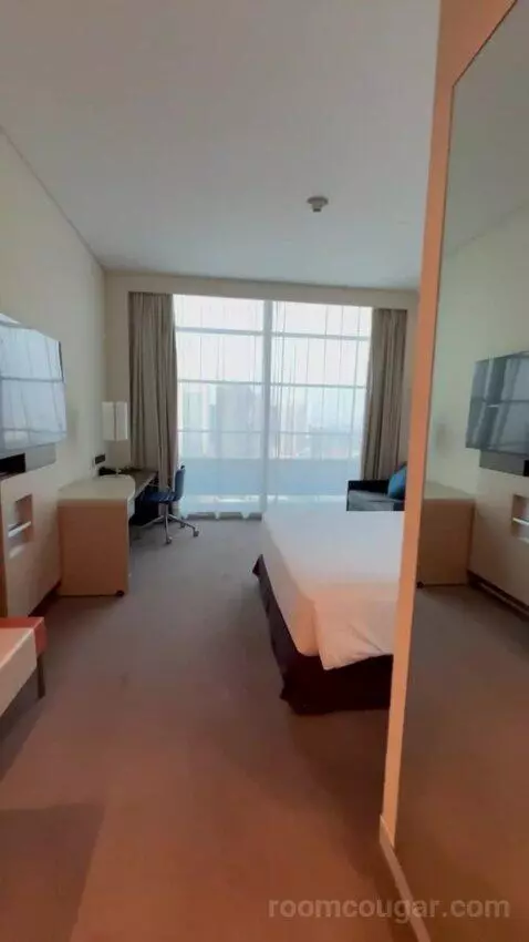 Superior Queen Room with Sofa (#1010) bed picture #6