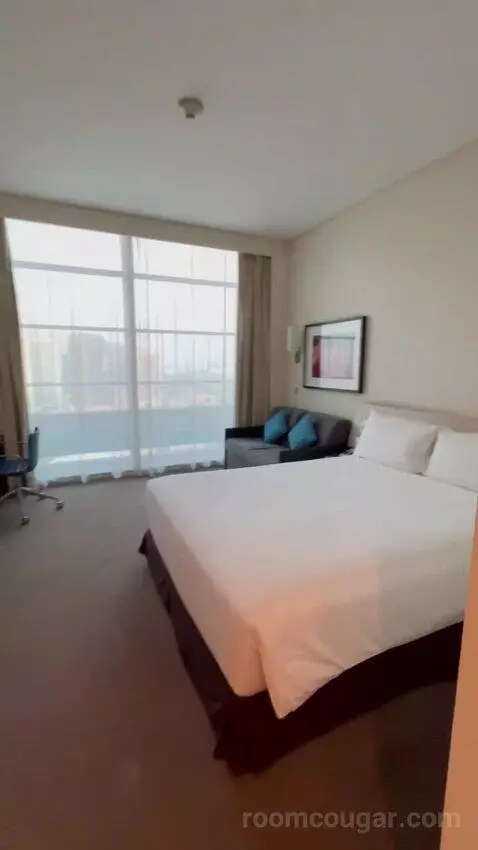 Superior Queen Room with Sofa (#1010) bed picture #8