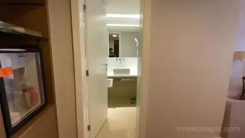 Executive Suite with Sea View (#1410) bathroom picture #1