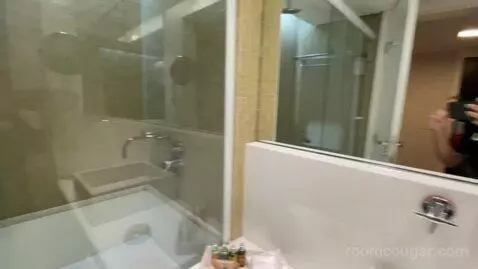 Executive Suite with Sea View (#1410) bathroom picture #10
