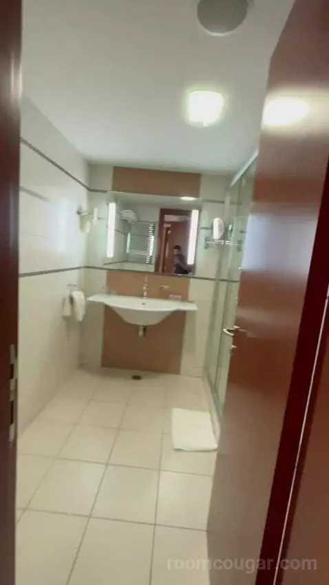 Deluxe Double Room with Balcony (#201) bathroom picture #1