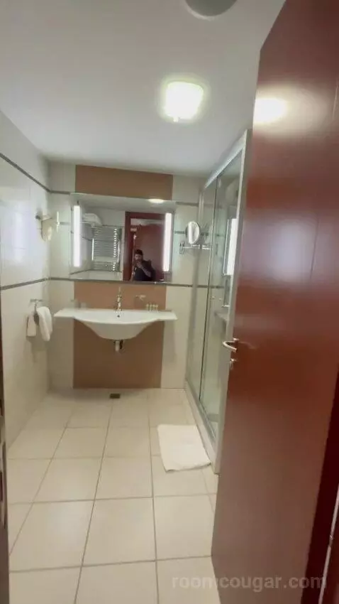 Deluxe Double Room with Balcony (#201) bathroom picture #5