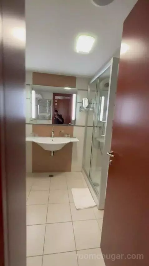 Deluxe Double Room with Balcony (#201) bathroom picture #8