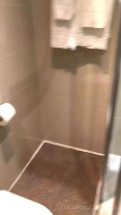 Family Room (#701) bathroom picture #1