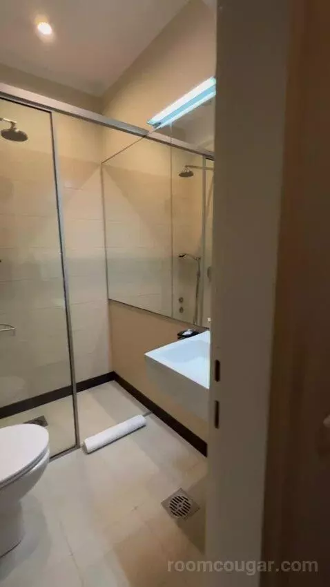 Superior Double Room (#721) bathroom picture #11