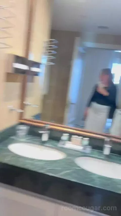 Deluxe Double Room bathroom picture #11