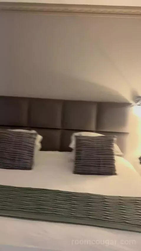 Deluxe Double Room bed picture #10